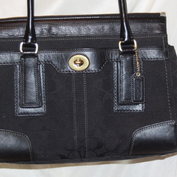 Coach Hampton Signature Purse Tote Handbag 11062 - Picture 2 of 4